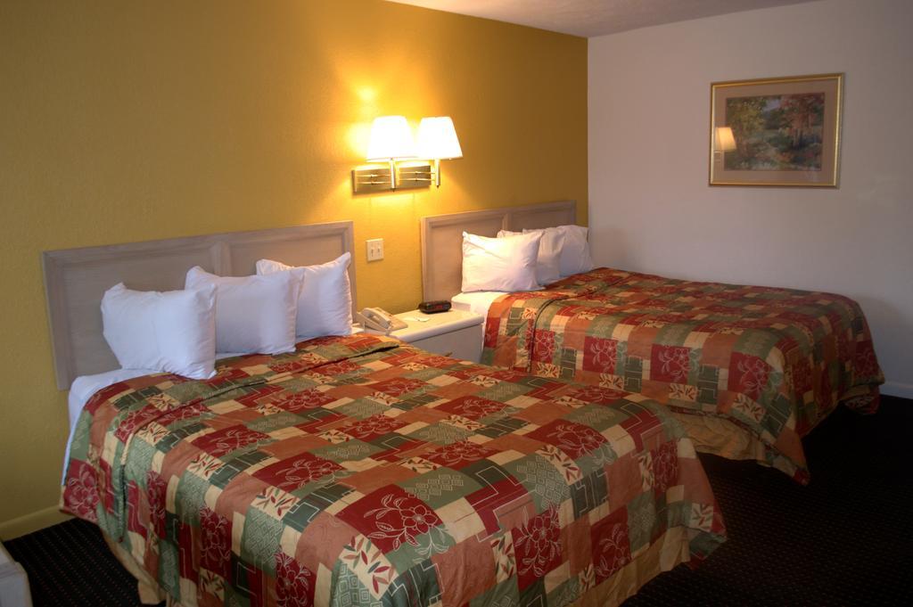 Budget Host Inn Сендаскі Екстер'єр фото