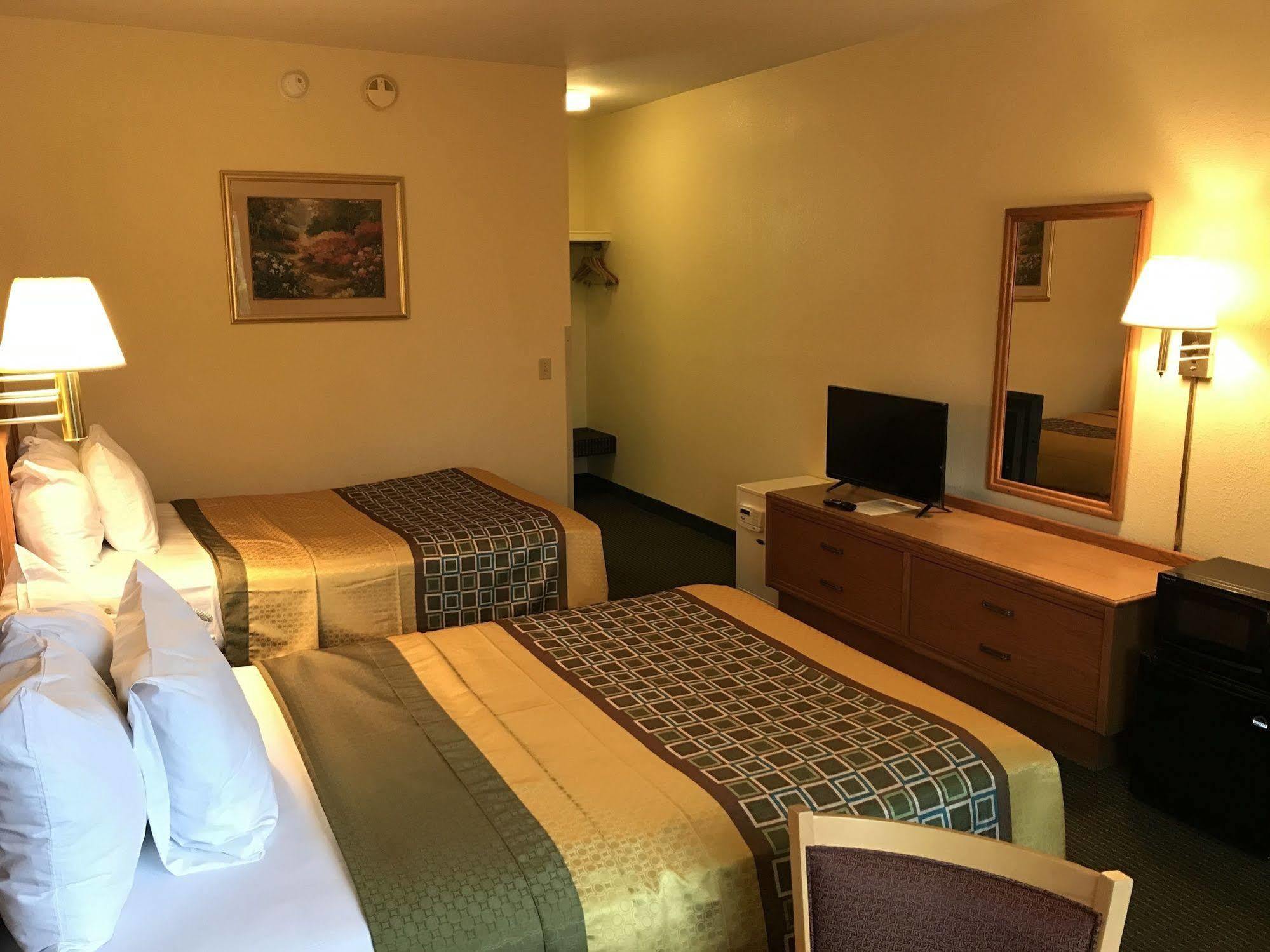 Budget Host Inn Сендаскі Екстер'єр фото